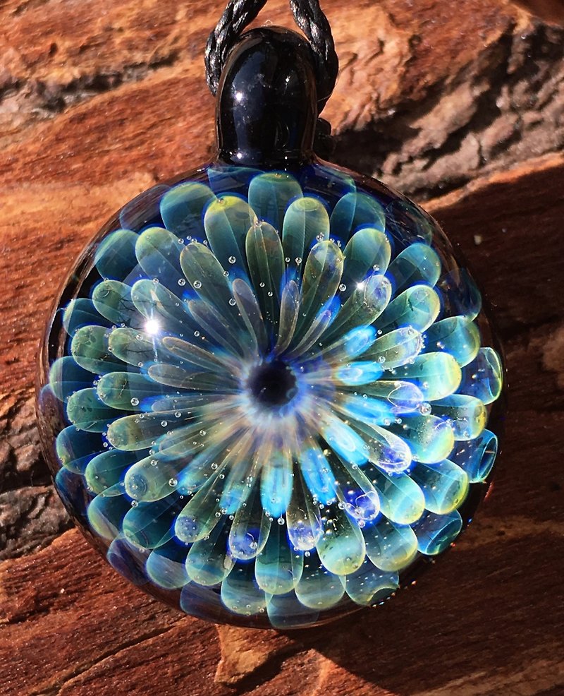 boroccus 立体幾何学模様 耐熱ガラス ペンダント - 项链 - 玻璃 蓝色