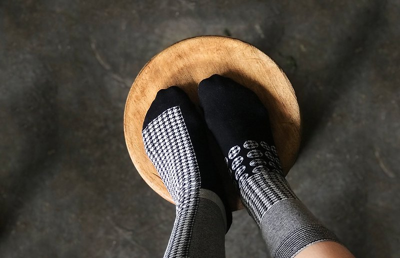 靴下ハウンドトゥース / irregular / socks / check / british - 袜子 - 棉．麻 黑色
