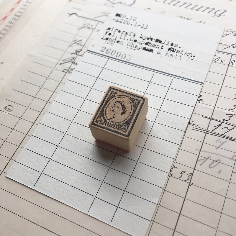 邮票印章 - 女皇 - 印章/印台 - 木头 