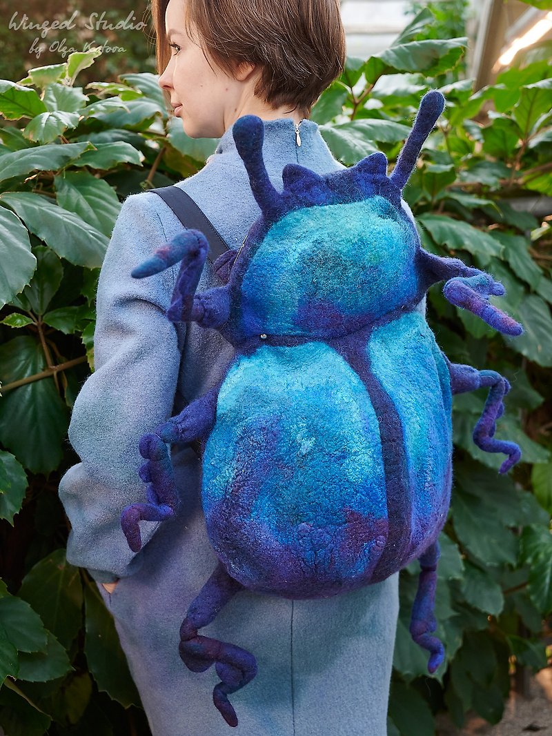 蓝甲虫背包，可供购买 - 后背包/双肩包 - 羊毛 蓝色