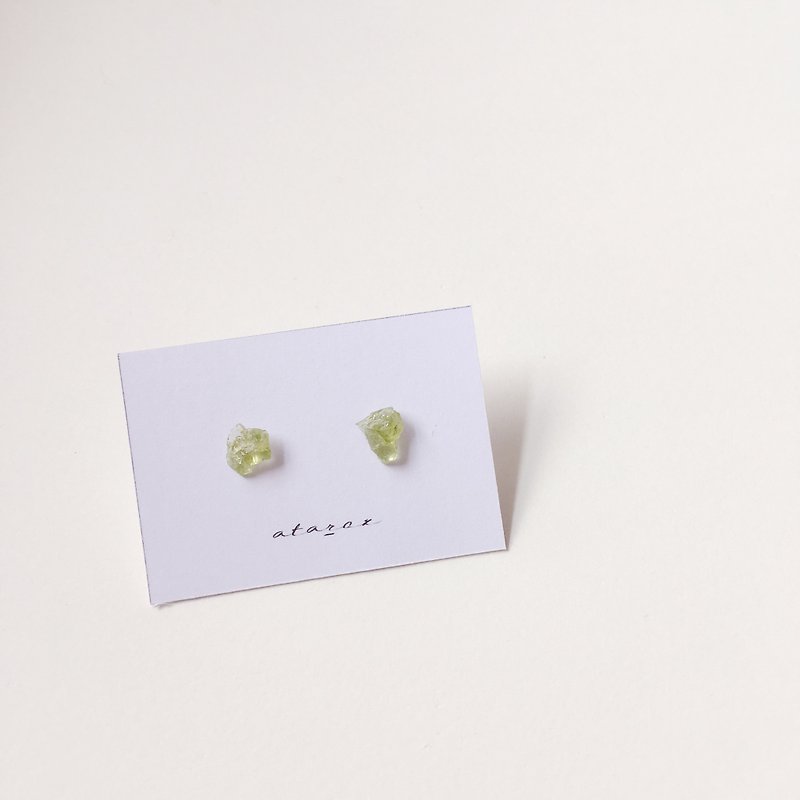 / 小金平 / 橄榄石925纯银耳环 - 耳环/耳夹 - 石头 绿色