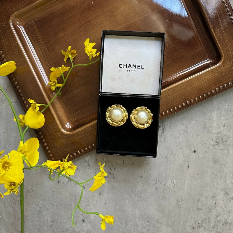 中古 香奈儿 Chanel 珍珠耳夹 - 耳环/耳夹 - 其他金属 金色