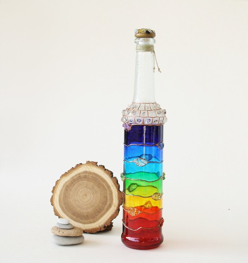 Rainbow Bottle Chakra Colors Gemstones Hand Painted - 开瓶器/开罐器 - 玻璃 多色