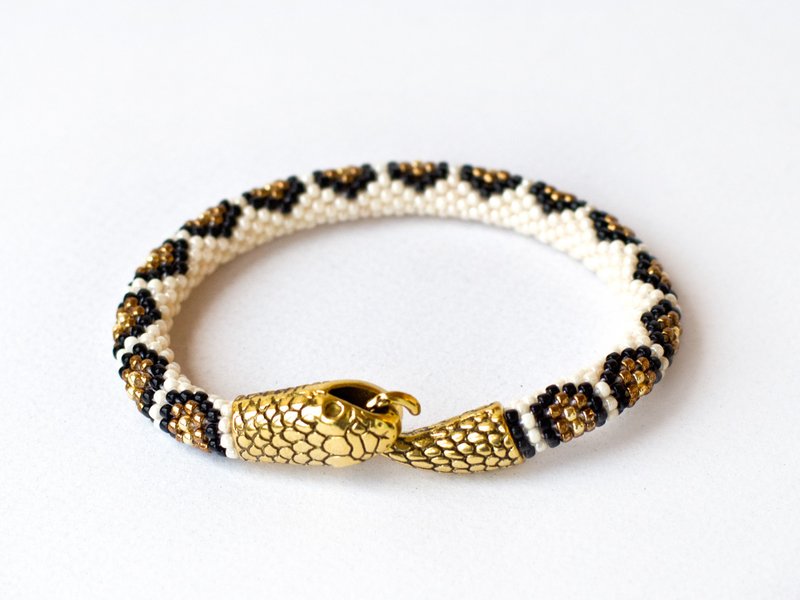 DIY Jewelry making kit, Bead crochet bracelet kit, Snake bracelet, DIY bracelet - 编织/刺绣/羊毛毡/裁缝 - 玻璃 咖啡色