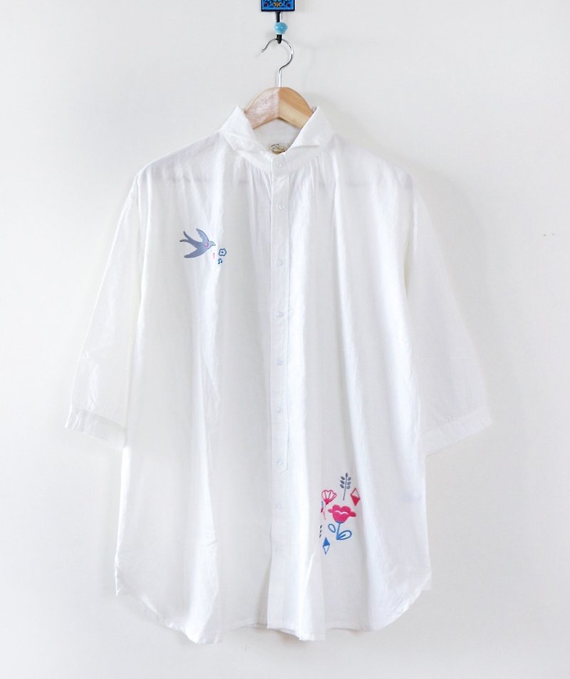 最后一件的日光季节 刺绣纯棉长版衬衫 - 女装衬衫 - 棉．麻 白色
