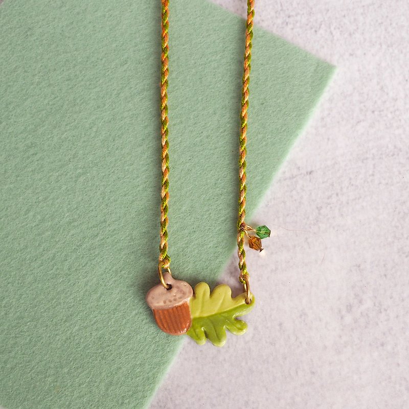 森林派- 新鲜的橡果  陶瓷手绘颈链 项链 原创 手作项链 - 颈链 - 瓷 黄色