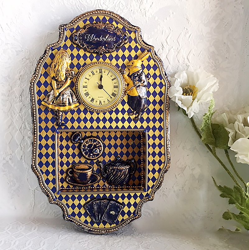 Alice Wall clock, Alice in Wonderland Clock, Clock in nursery, Blue Wall clock - 时钟/闹钟 - 木头 蓝色