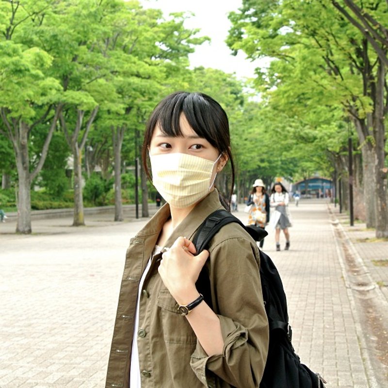 TEMARIYA | handmade mask Stripe Yellow | Sensitive skin moisturizing Comfortable - 口罩 - 棉．麻 黄色
