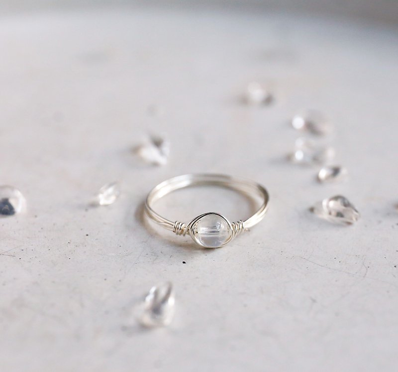 6月诞生石-  4mm印度冰种蓝月亮铜线戒  银色 - 戒指 - 宝石 白色