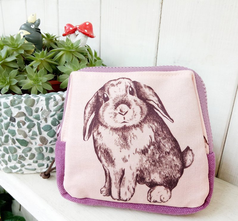 【好日手作】Handmade。森林小兔兔收纳包。小包。礼物 - 化妆包/杂物包 - 棉．麻 粉红色