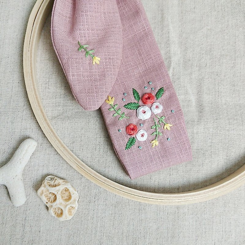 头上的花园系列-玫瑰园手工刺绣蝴蝶结发带 - 发带/发箍 - 绣线 粉红色
