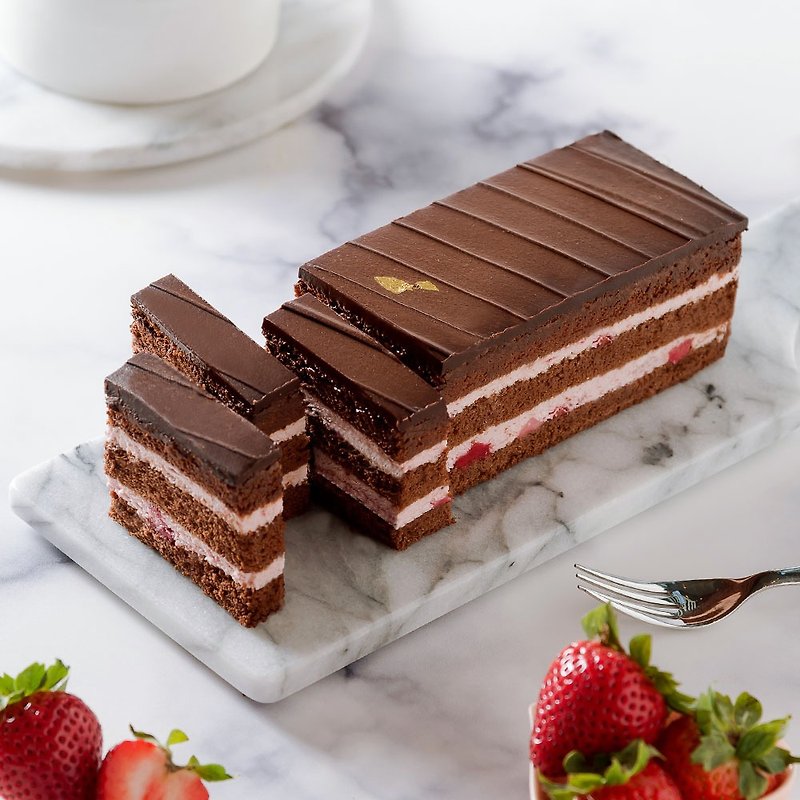 艾波索【草莓黑金砖】知名报章评比季军 - 蛋糕/甜点 - 新鲜食材 粉红色