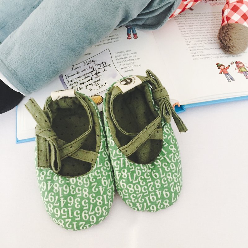 125日本绿数字X日本先染点点手工绑带宝宝鞋婴儿鞋学步鞋 - 婴儿鞋 - 棉．麻 绿色