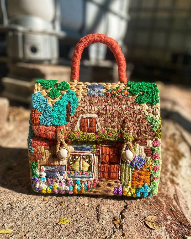 Water hyacinth bag, hand embroidered, embroidered on one side - 手提包/手提袋 - 绣线 