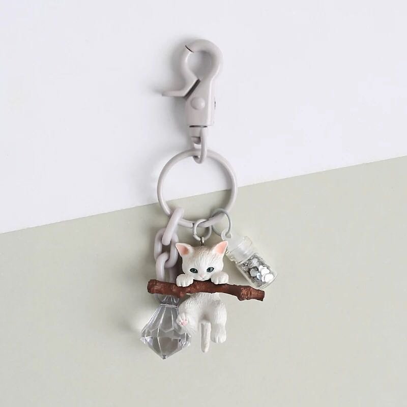 猫咪钥匙圈/包包挂饰/汽车钥匙圈 - 钥匙链/钥匙包 - 塑料 