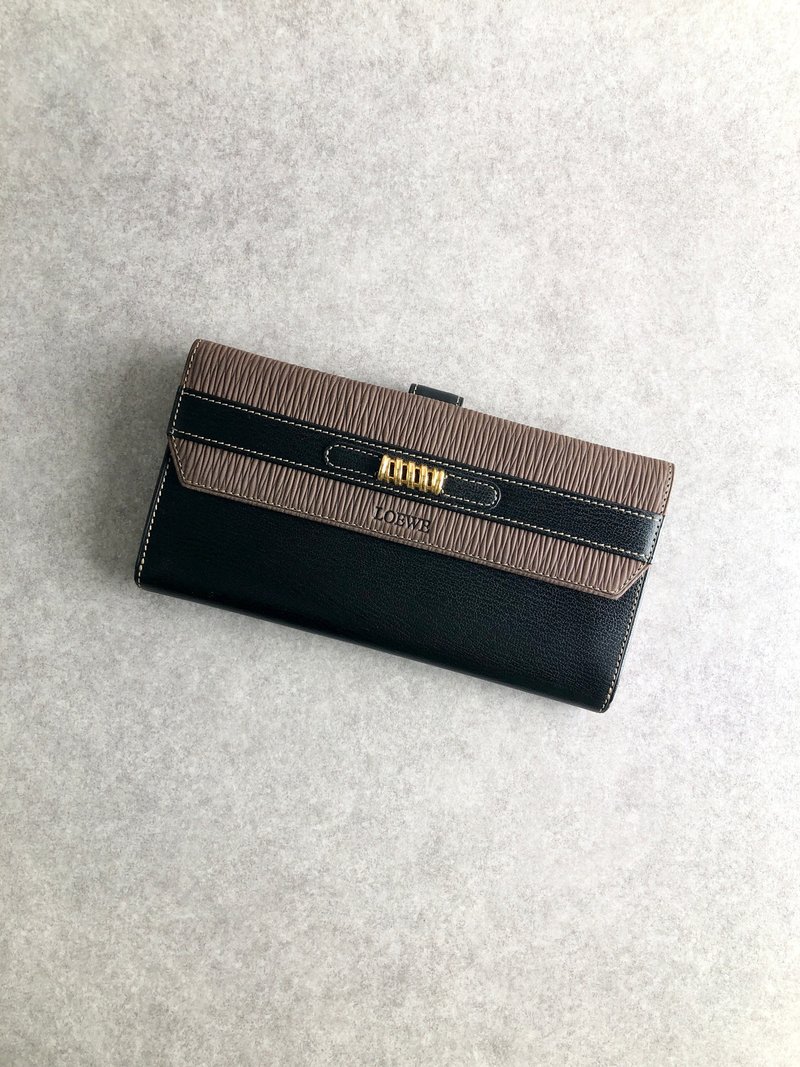 【日本直送 品牌二手包】LOEWE Velazquez钱包棕皮革 长版钱包复古 旧 kcmh3r - 皮夹/钱包 - 真皮 咖啡色