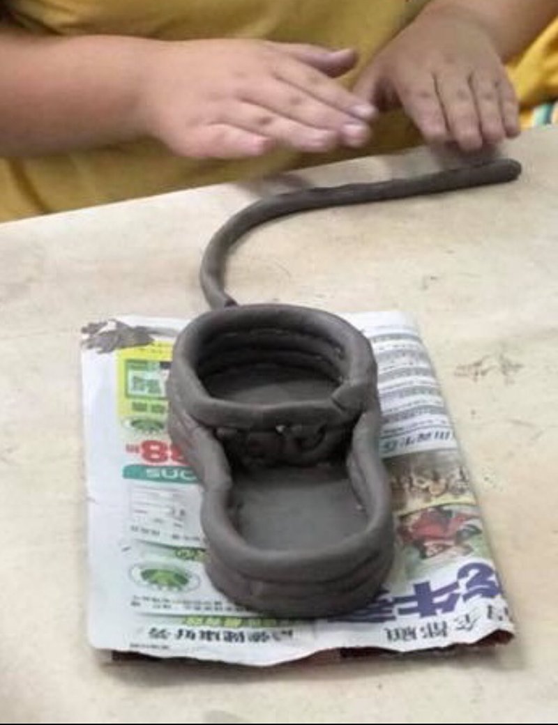 台中陶艺体验活动—手捏泥条鞋型花器 - 陶艺 - 陶 