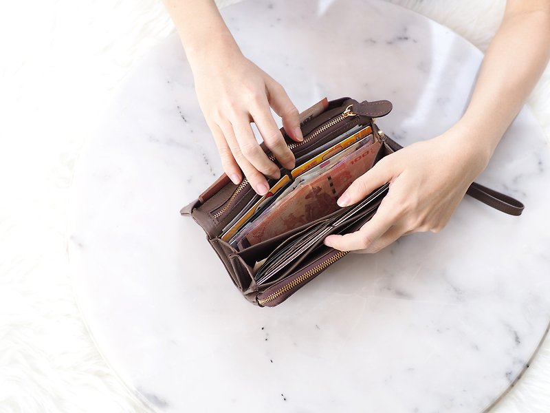 Mousse wallet (Dark Choco Brown): Long wallet, cow leather wallet, Brown - 皮夹/钱包 - 真皮 咖啡色