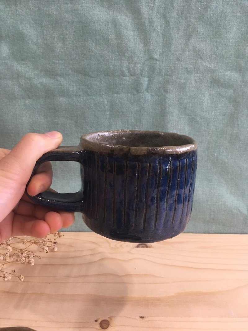 朴实手感陶杯-夏威夷红土 - 咖啡杯/马克杯 - 陶 蓝色