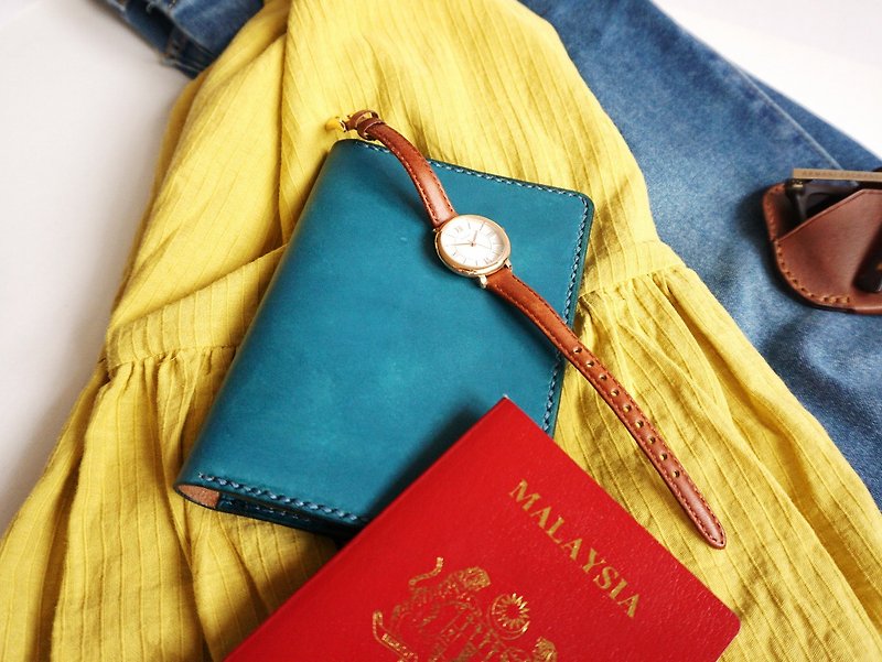 Customized Gift Blue Leather Passport Cover/ Sleeve with Credit Card pocket - 护照夹/护照套 - 真皮 蓝色