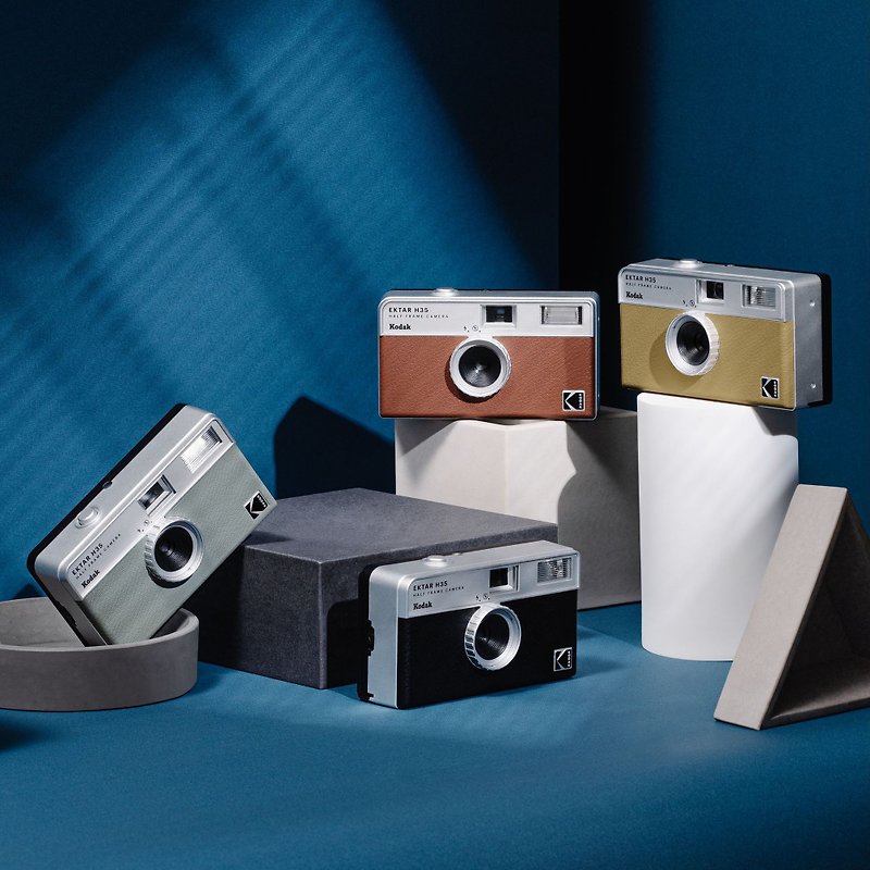 【Kodak 柯达】EKTAR H35 35mm 半格菲林相机 复古底片相机 4色入 - 相机 - 塑料 