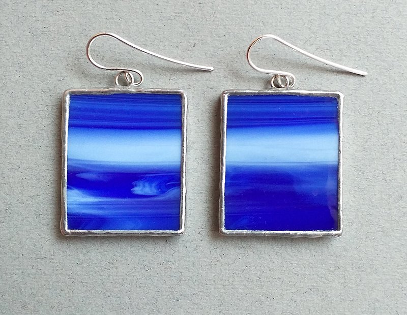 Blue large stained glass earrings Big square earrings - 耳环/耳夹 - 玻璃 蓝色