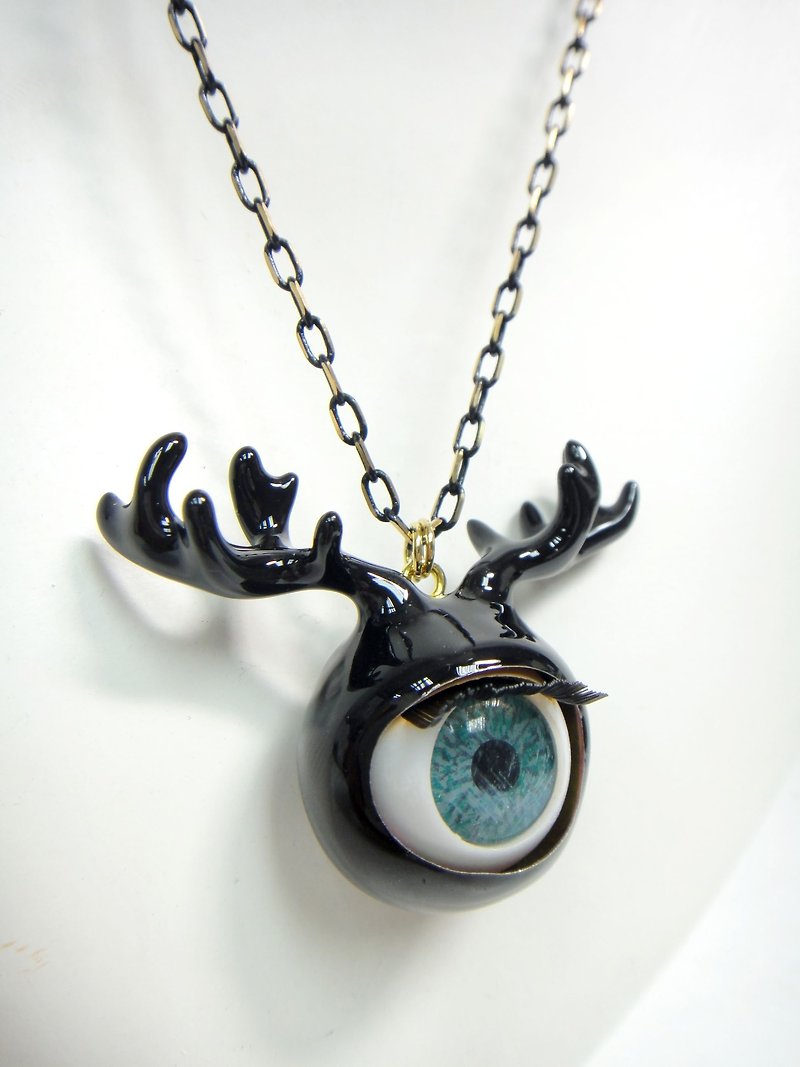 TIMBEE LO 鹿角眼珠颈链 Antlers Eyeball Black Epoxy Necklace - 项链 - 塑料 黑色