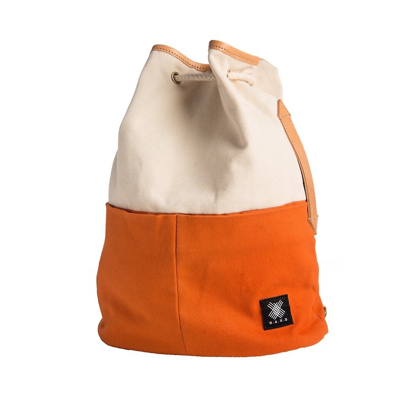 新品上市 礼物 帆布 牛皮 休闲 帆布后背包  H.A.N.D VOYAGE 橙白色 - 后背包/双肩包 - 棉．麻 