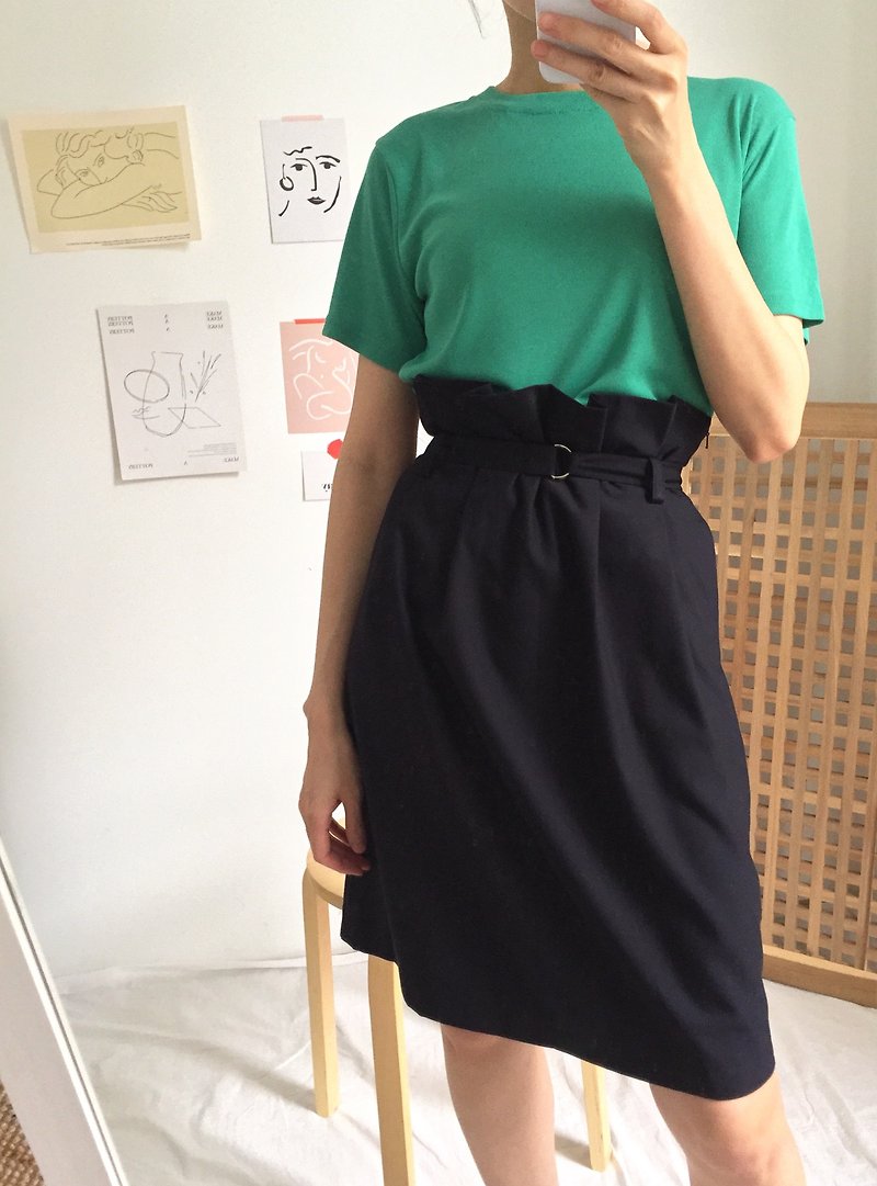 Licorice Skirt 深蓝束腰环扣裙 (可订做其他颜色) - 裙子 - 棉．麻 蓝色