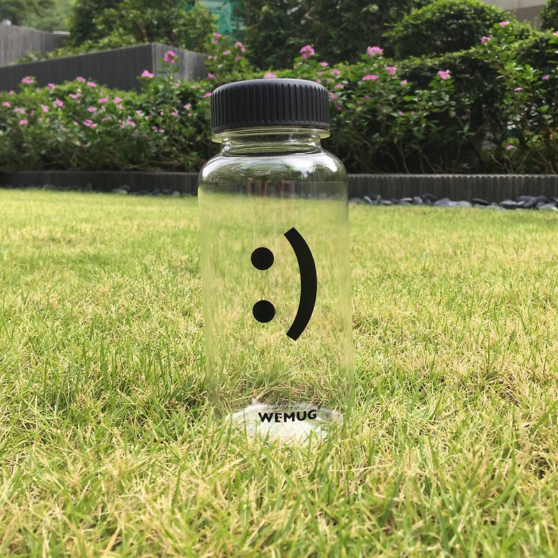 【日本畅销商品】WEMUG -微笑Emoji随身水瓶/水壶--:)表情款 - 水壶/水瓶 - 塑料 