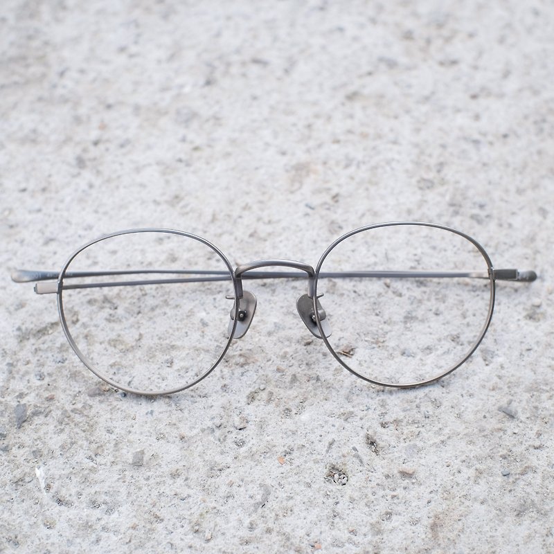 【目目商行】超轻 纯钛金属轻量框 钛金属鼻垫 消光灰 适用新版专用墨镜夹片 - 眼镜/眼镜框 - 其他金属 多色