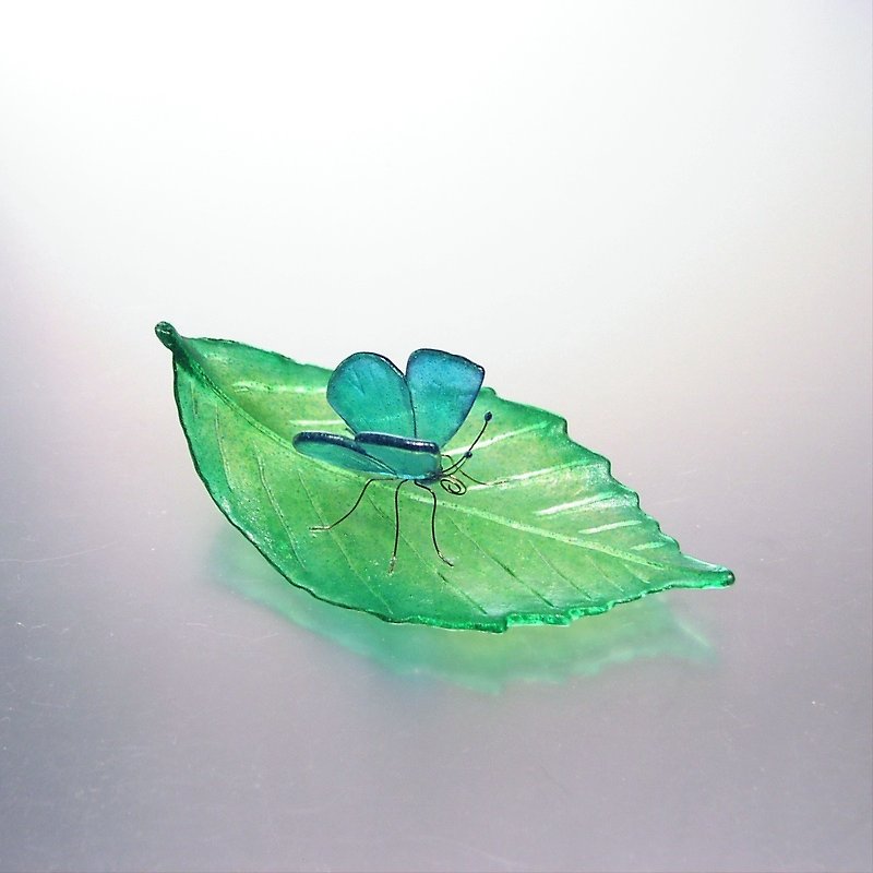 ガラスの蝶  ルーミスシジミ on リーフ - 摆饰 - 玻璃 绿色