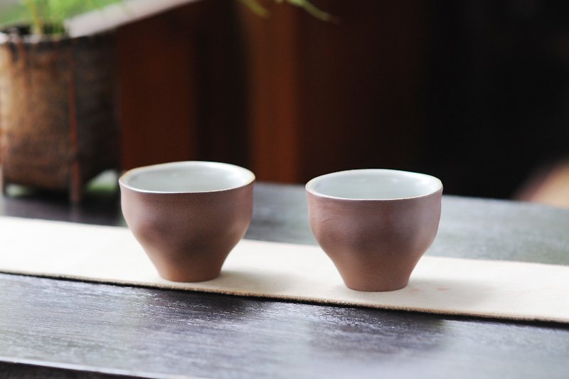 双鸿Shuang Hong Living：想。享no.2 │ 青瓷陶对杯 - 茶具/茶杯 - 陶 咖啡色