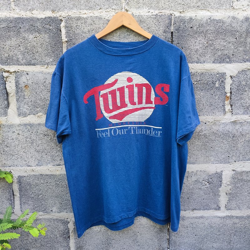 80 年代明尼苏达双城队感受我们的雷霆 T 恤 - 男装上衣/T 恤 - 棉．麻 蓝色