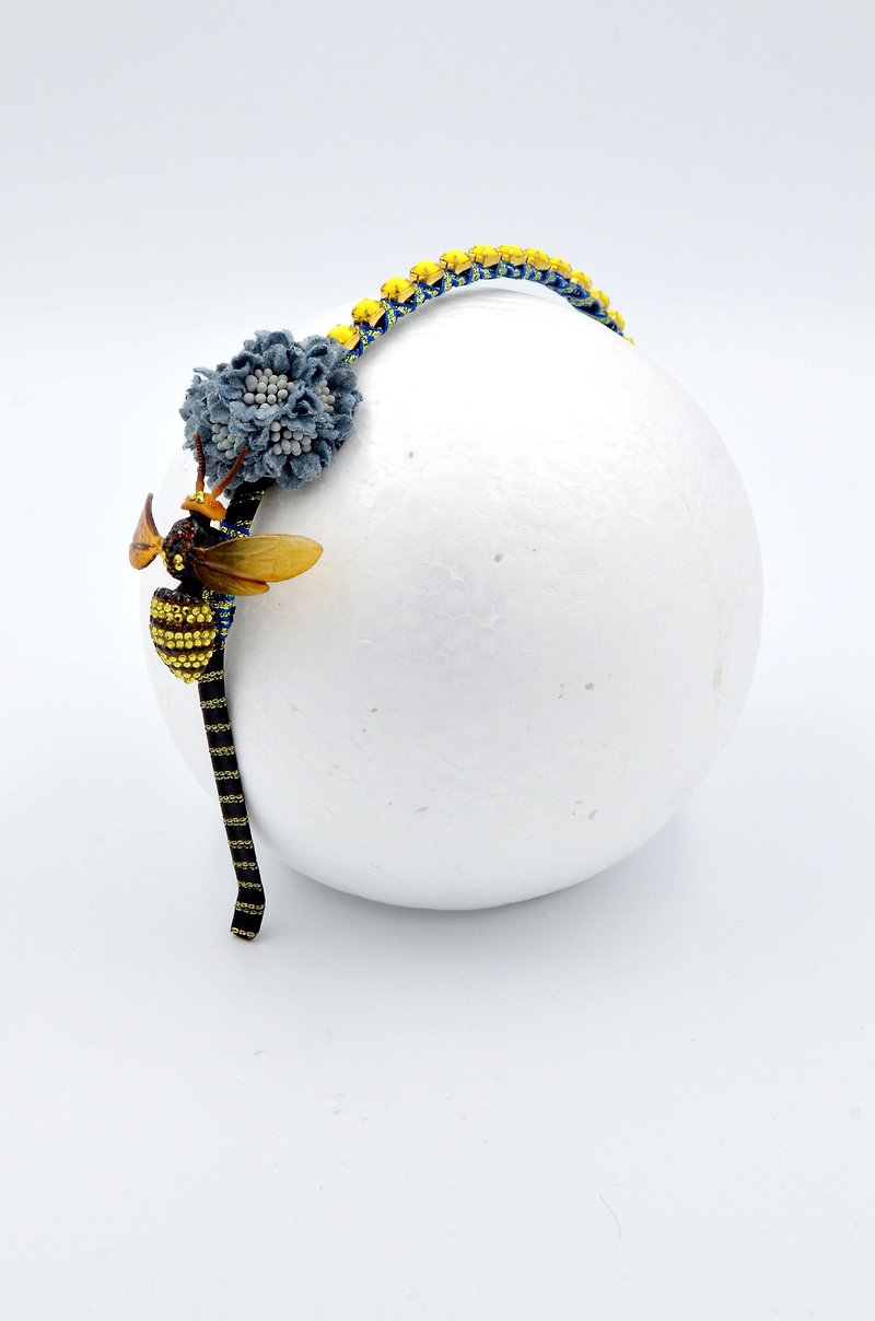 水晶装饰蜜蜂小花丝带发箍头箍HEADBAND - 发带/发箍 - 其他材质 蓝色