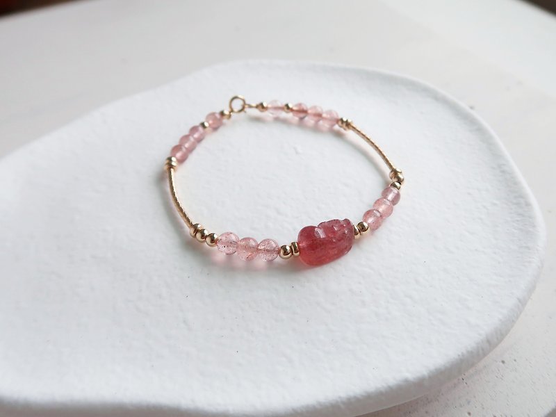 粉红草莓发财小貔貅 - 草莓晶  14KGF 天然石饰品  轻珠宝 礼物 - 手链/手环 - 半宝石 粉红色