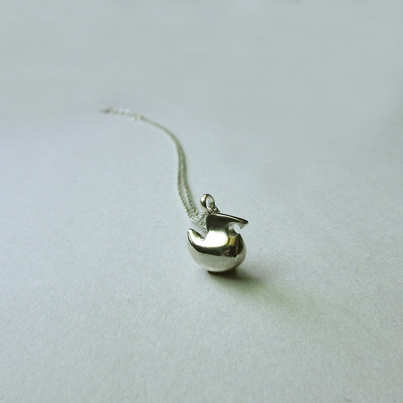 duck necklace_鸭子项链 | 925纯银 限量 设计师手作 - 项链 - 银 银色