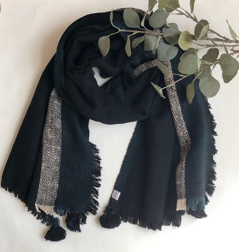 暖かい〜ヤクウール手織りのショール - 丝巾 - 羊毛 黑色