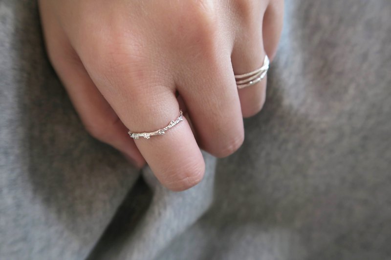 独家 森林系 925纯银  轻雪柏 戒指 免费送礼包装 - 戒指 - 纯银 白色