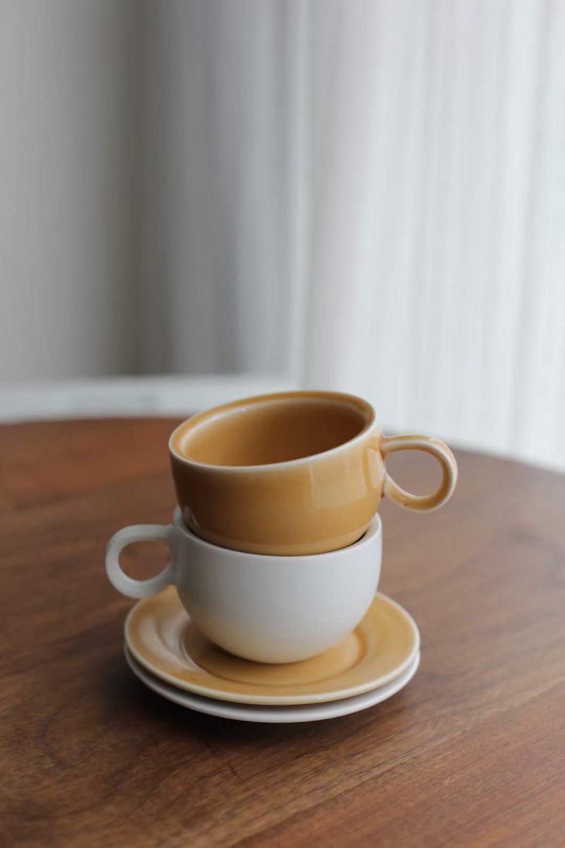 阳谷集市 设计款拉花杯 拿铁杯碟 210ml 双色 - 咖啡杯/马克杯 - 陶 多色