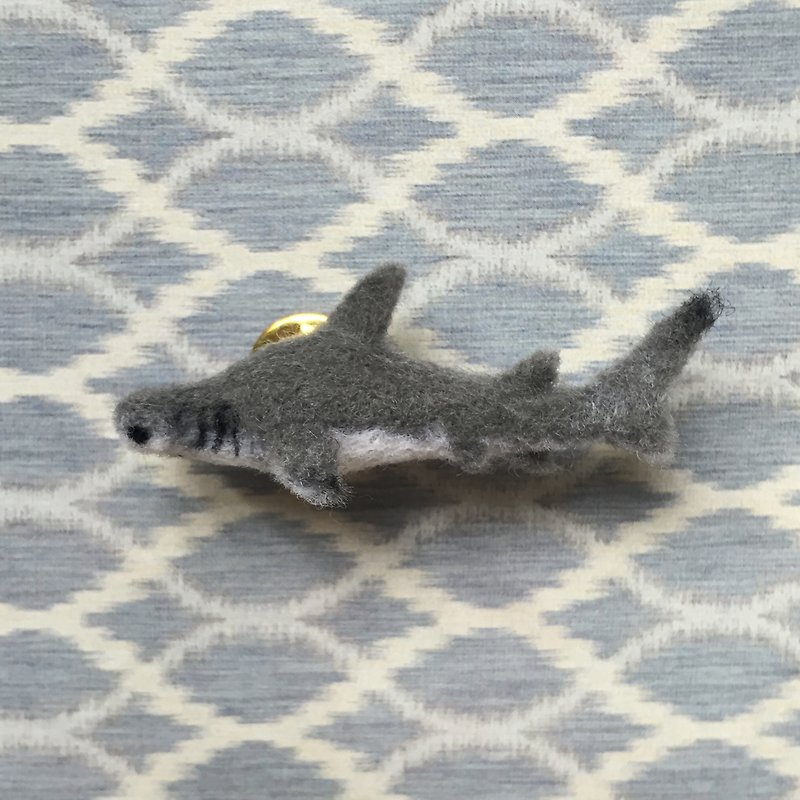 锤头鲨－ 手作羊毛毡别针 - 胸针 - 羊毛 灰色