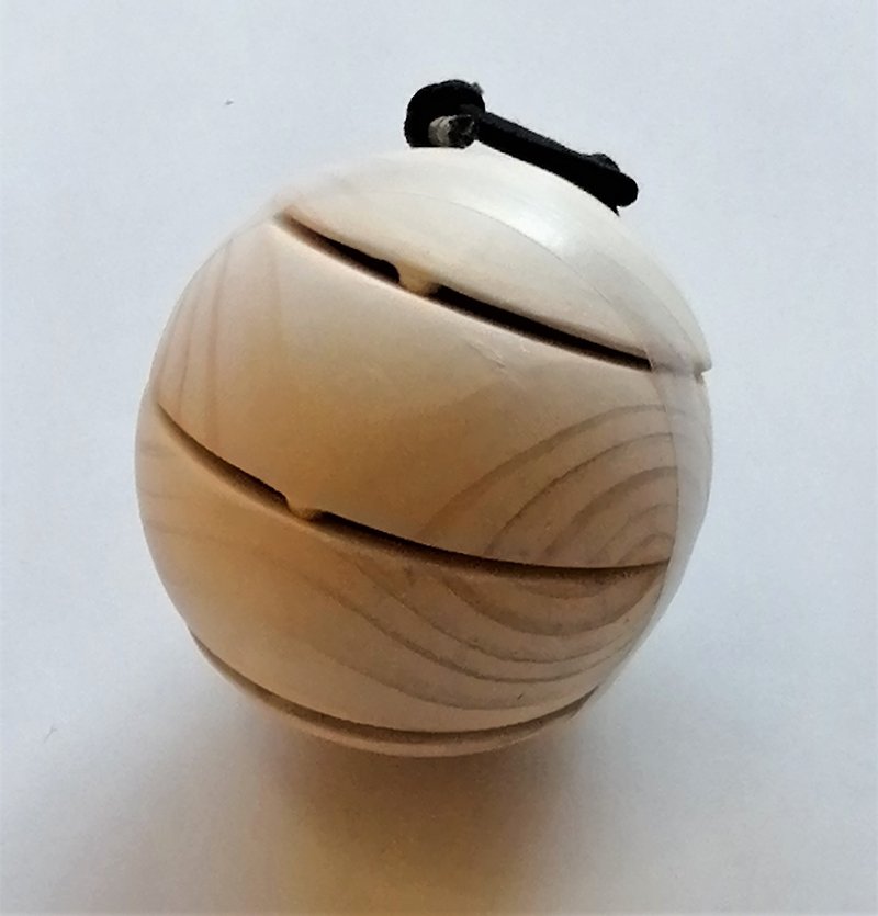 音が鳴るオブジェ 単体 Lサイズ(直径6cm) 和音カスタネット ボール３ - 摆饰 - 木头 白色