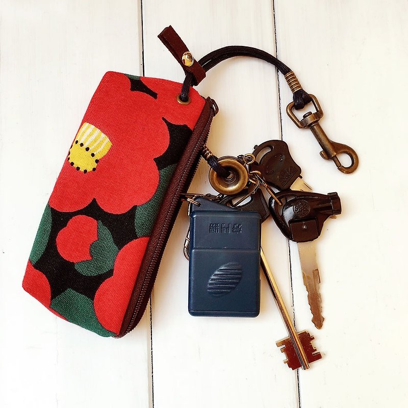 拉链钥匙包 (山茶花) 日本布 接单生产* - 钥匙链/钥匙包 - 棉．麻 红色