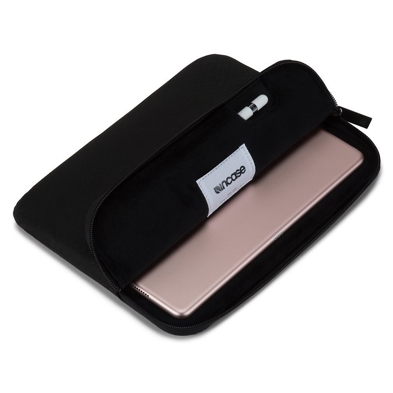 【INCASE】Slim Sleeve iPad Pro 9.7寸 防震包 附触控笔插槽(黑) - 平板/电脑保护壳 - 其他材质 黑色