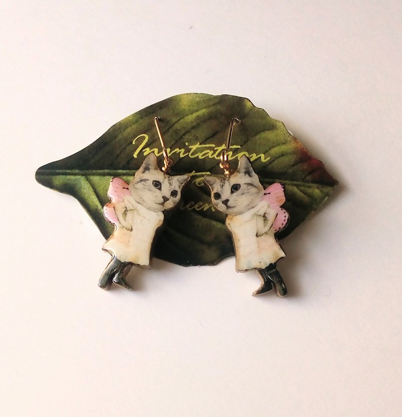 妖精ネコのピアス - 耳环/耳夹 - 木头 灰色