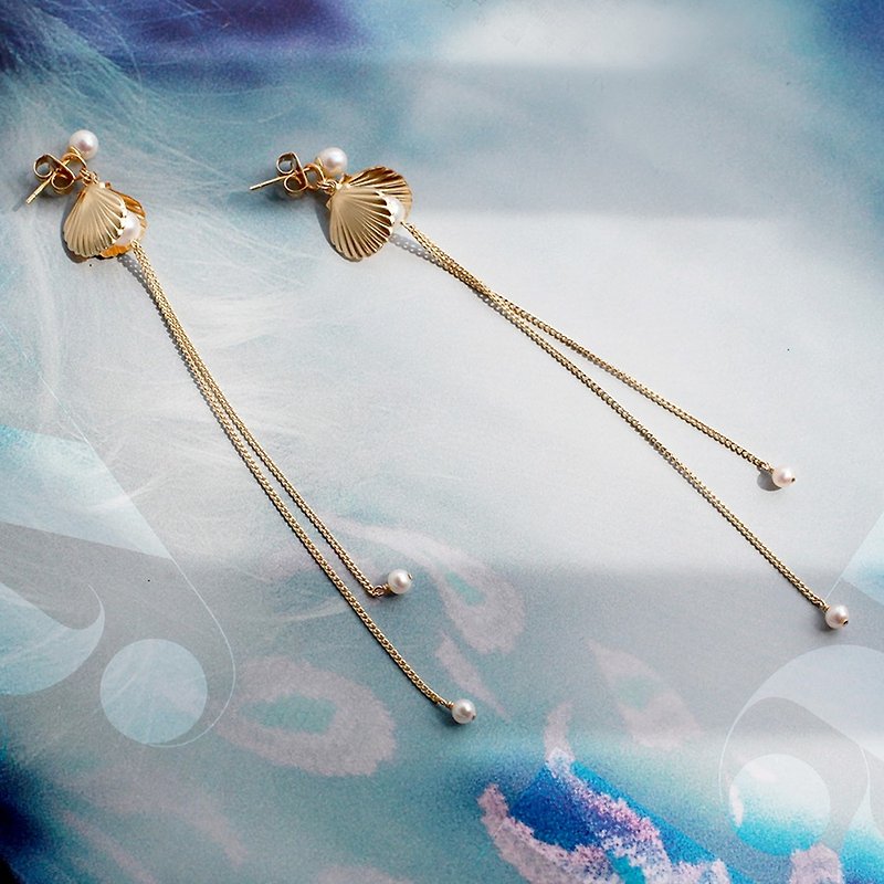 MissQueeny 海洋传说 金贝壳女神天然珍珠耳钉/长耳线 两戴 - 耳环/耳夹 - 其他金属 金色