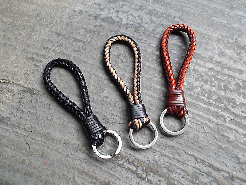 编织皮革钥匙圈 手工皮件 植鞣革 - 钥匙链/钥匙包 - 真皮 多色