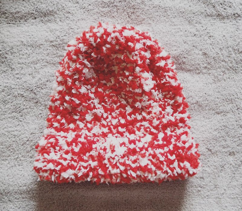 knitted hat handmade - 帽子 - 其他材质 红色