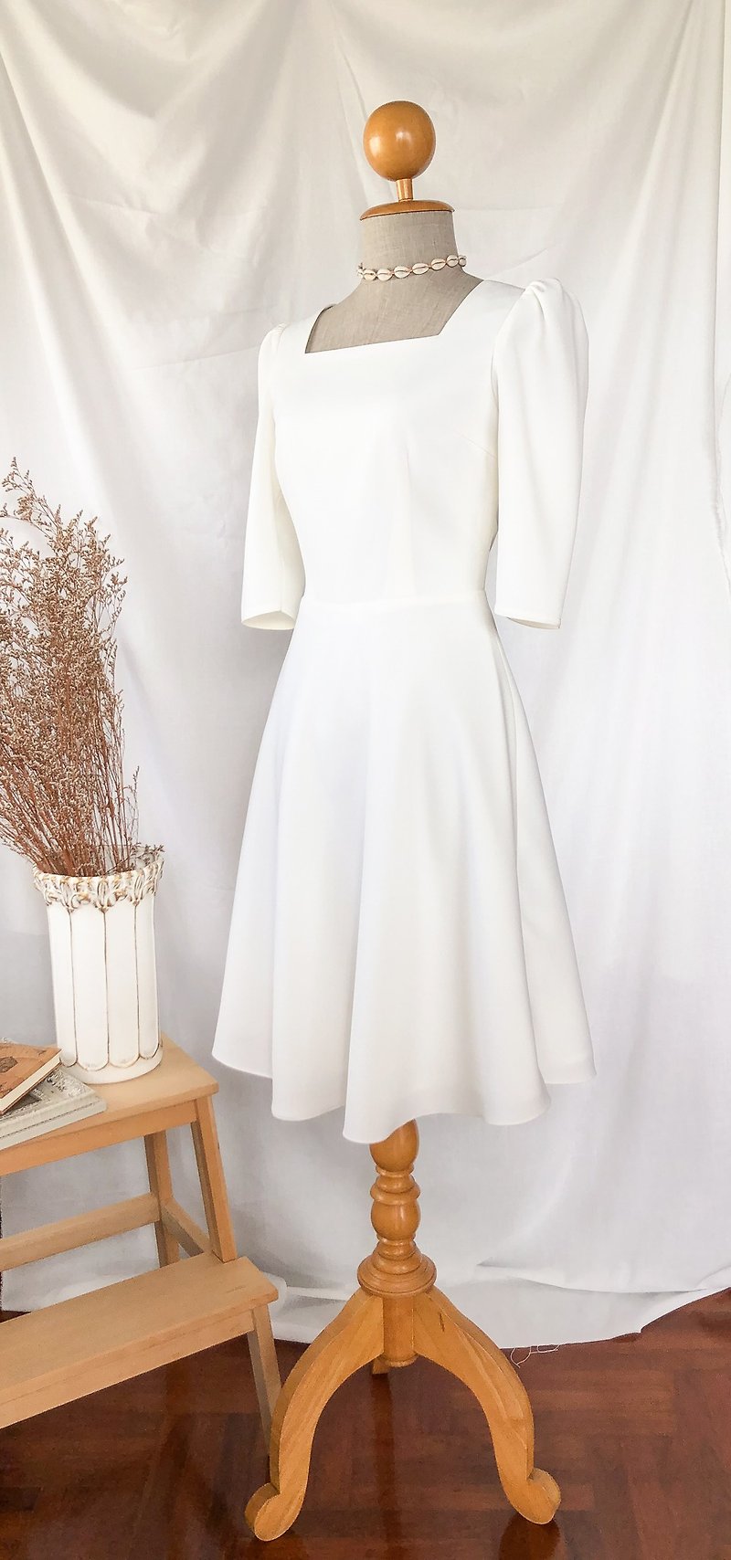 Modest White wedding dress vintage rustic Nordic bohemian white gown party dress - 洋装/连衣裙 - 聚酯纤维 白色
