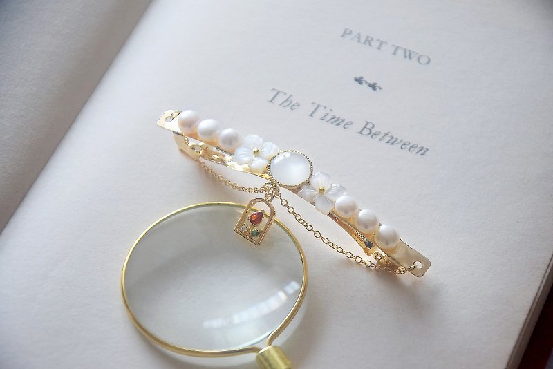童话里的小玫瑰 - 弹簧发夹 金链 浪漫 优雅 贝壳 花朵 淡水珍珠 - 发饰 - 珍珠 